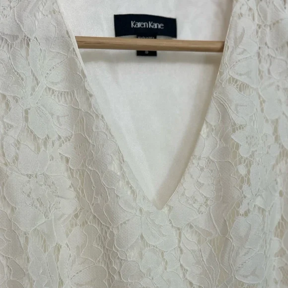 New Karen Kane Elegant Cream Lace Shift Dress - Picture 11 of 13